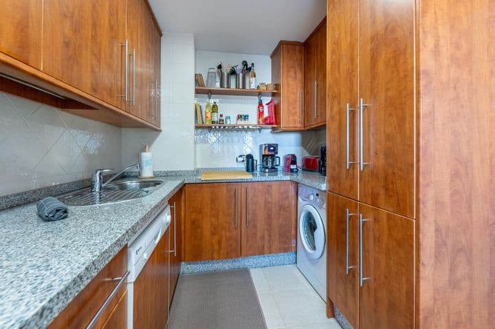 3 bedrooms apartment for rent in Marbella, Spain - Image 11