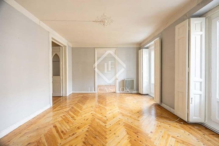 4 bedrooms apartment for sale in Madrid, Spain - Image 3