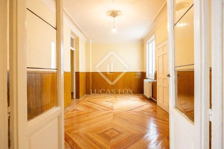 4 bedrooms apartment for sale in Madrid, Spain - Image 10