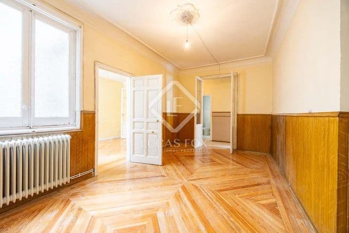 4 bedrooms apartment for sale in Madrid, Spain - Image 9