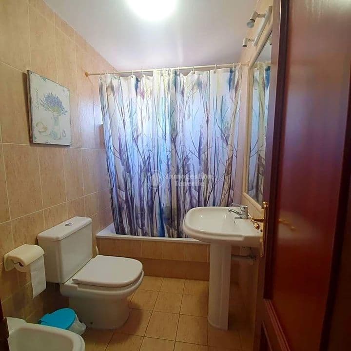 1 bedroom house for rent in Costa del Silencio-Las Galletas, Spain - Image 7