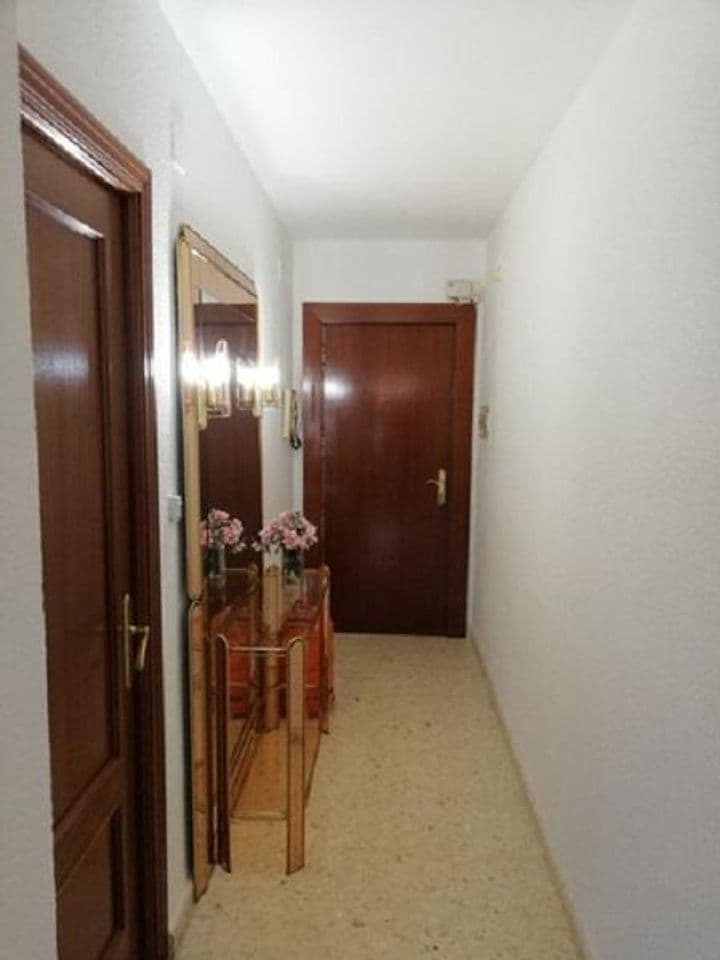 3 bedrooms apartment for rent in Beiro, Spain - Image 3