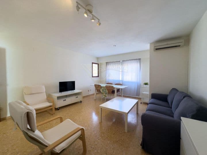 4 bedrooms apartment for rent in Valencia, Spain - Image 3