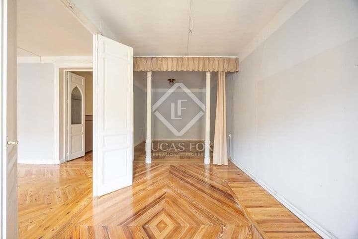 4 bedrooms apartment for sale in Madrid, Spain - Image 6