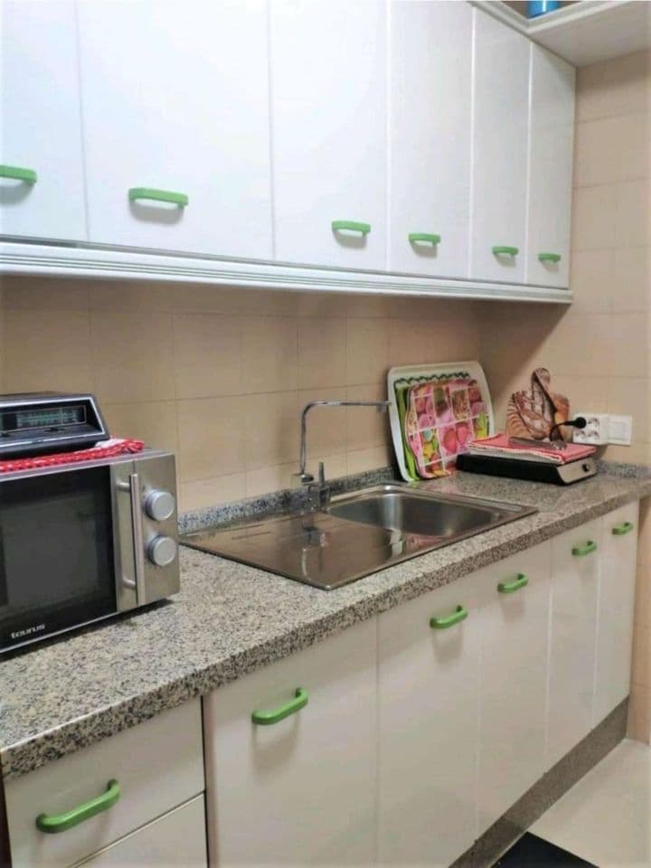 2 bedrooms apartment for rent in Malaga, Spain - Image 9