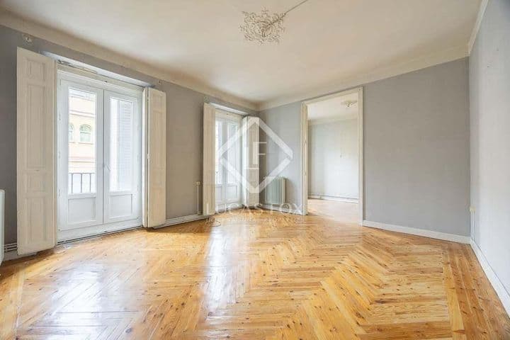 4 bedrooms apartment for sale in Madrid, Spain - Image 2