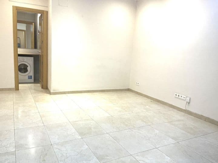 Apartment for rent in Chamartin, Spain - Image 5