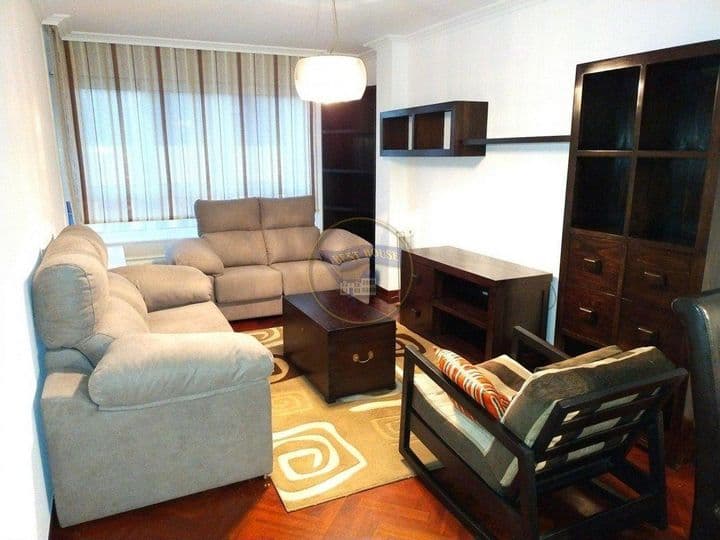 2 bedrooms apartment for rent in Vigo, Spain - Image 4