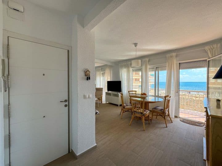 3 bedrooms apartment for rent in La Mata, Spain - Image 3