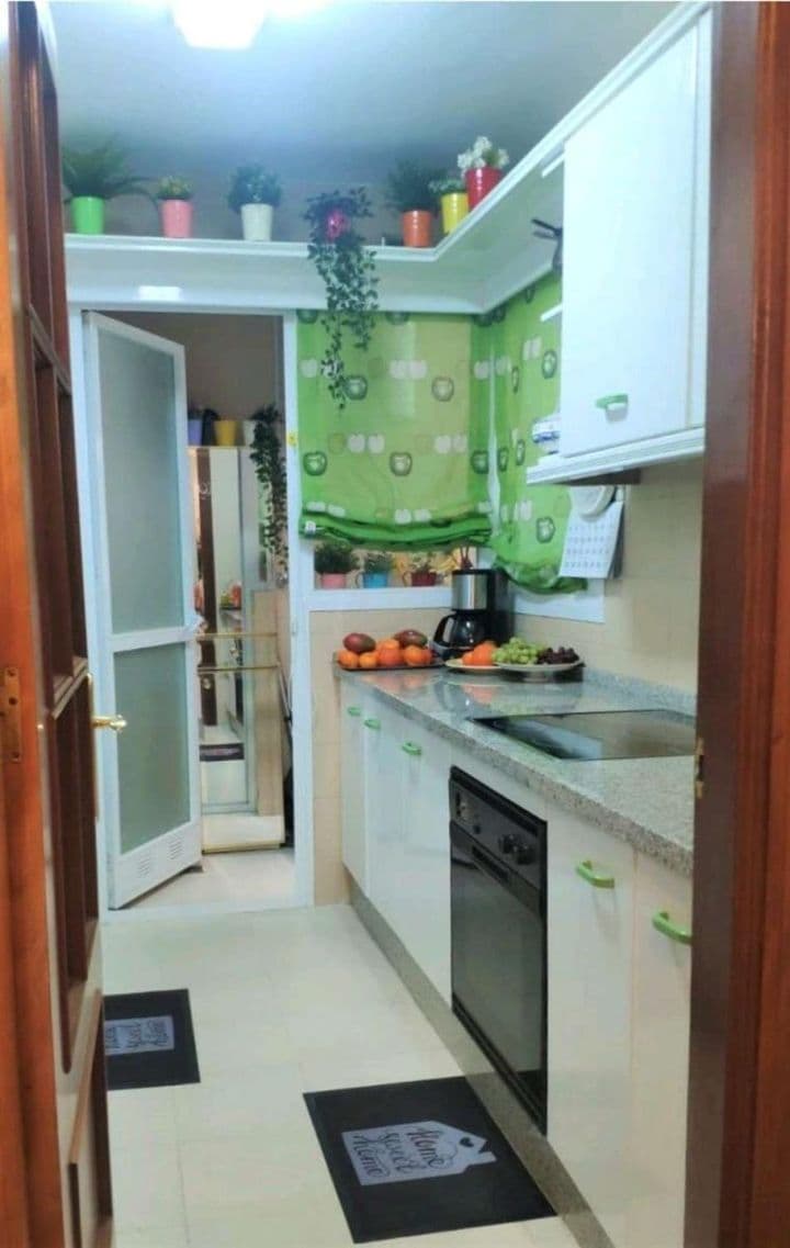 2 bedrooms apartment for rent in Malaga, Spain - Image 12