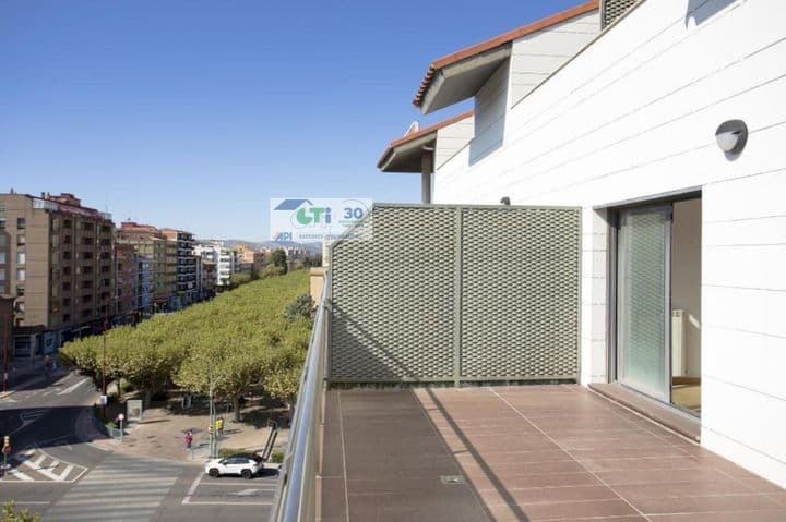 House for sale in Zaragoza, Spain - Image 11