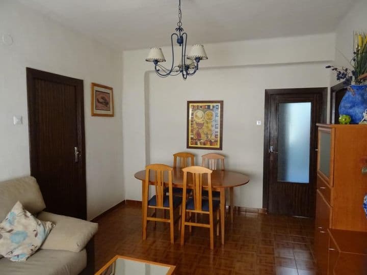 3 bedrooms apartment for rent in Beiro, Spain - Image 3