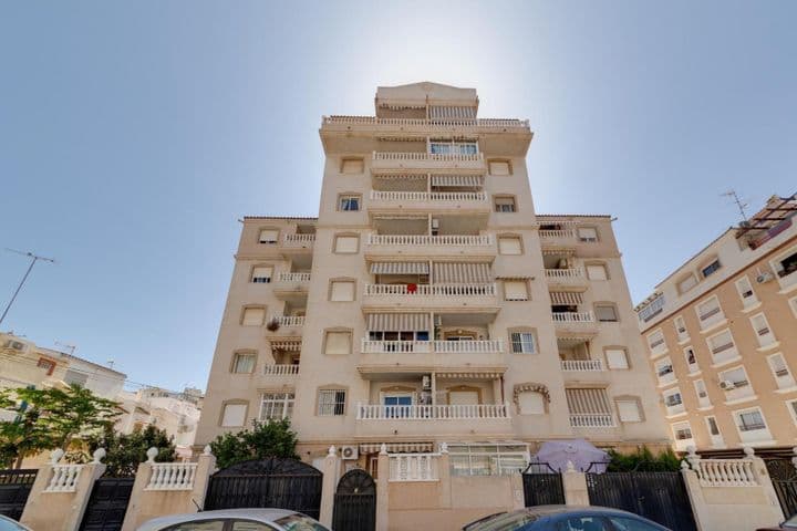 2 bedrooms apartment for sale in Nueva Torrevieja, Spain - Image 3