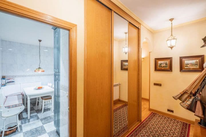 3 bedrooms apartment for sale in Palacio, Spain - Image 10