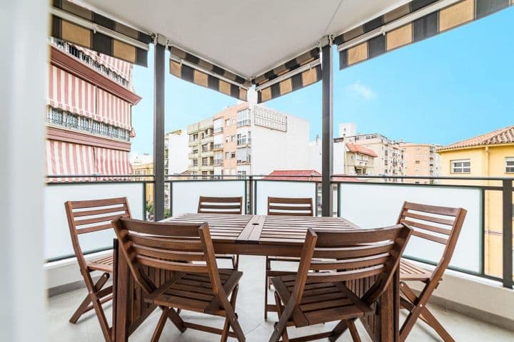 3 bedrooms apartment for rent in Malaga, Spain - Image 3