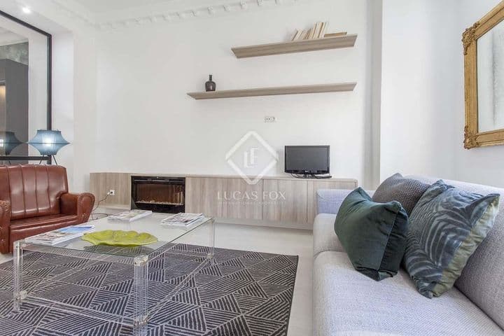 4 bedrooms apartment for rent in Valencia, Spain - Image 8