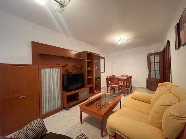 3 bedrooms apartment for rent in Bailen - Miraflores, Spain - Image 3