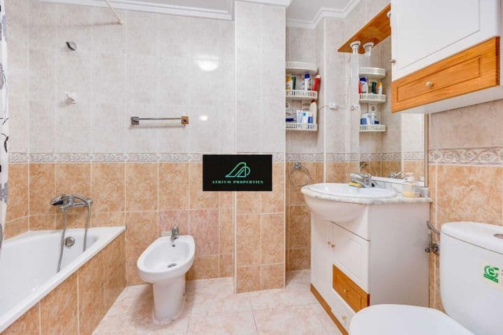 2 bedrooms apartment for rent in Playa del Cura, Spain - Image 3