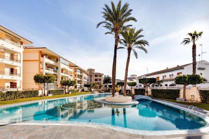 1 bedroom apartment for sale in La Mata, Spain - Image 2