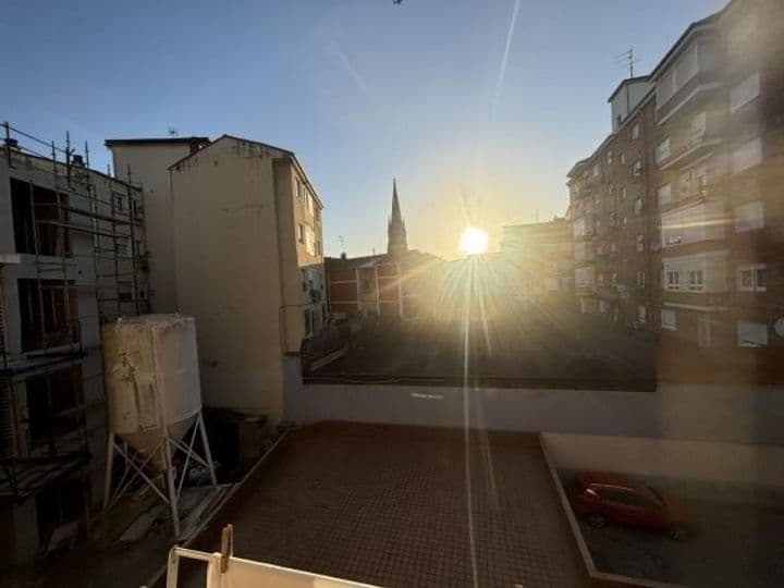 2 bedrooms apartment for sale in Torrelavega, Spain - Image 5