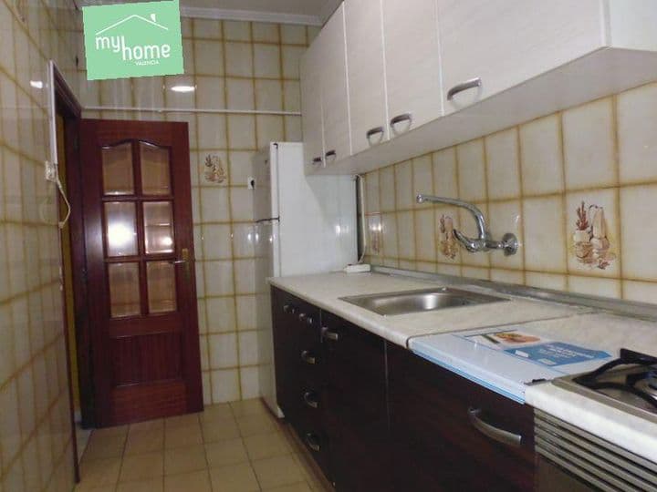 4 bedrooms apartment for rent in Patraix, Spain - Image 6