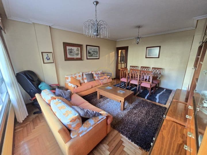 3 bedrooms apartment for rent in Vigo, Spain - Image 8