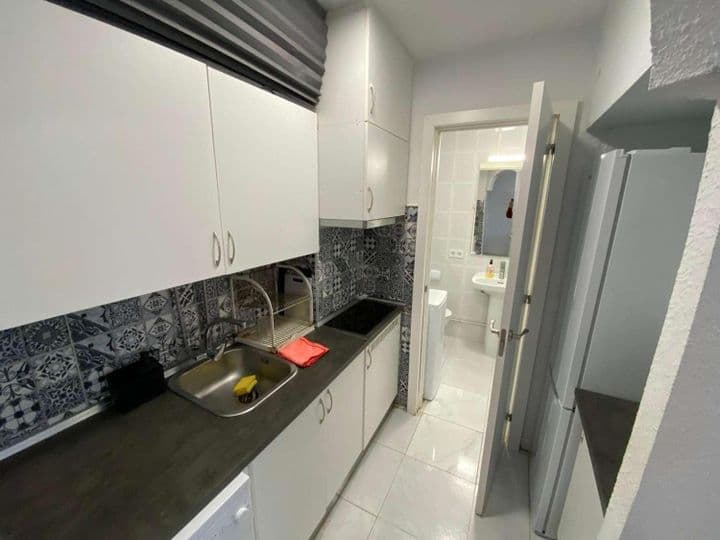 1 bedroom apartment for rent in Parque de la Paloma, Spain - Image 10