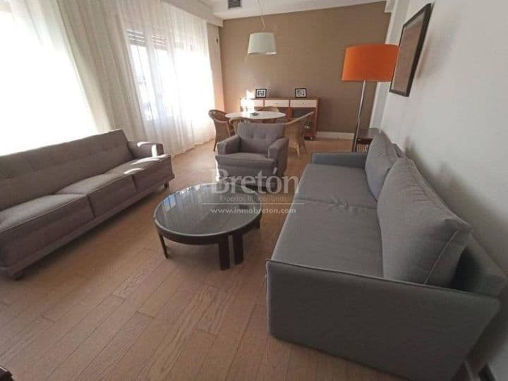 2 bedrooms apartment for rent in Universidad, Spain - Image 2