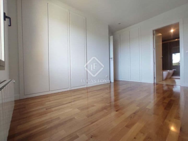 2 bedrooms apartment for rent in Madrid, Spain - Image 5