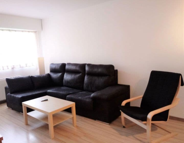 1 bedroom apartment for sale in Zaragoza, Spain - Image 2