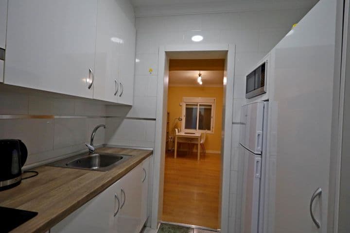 1 bedroom apartment for rent in Carranque, Spain - Image 10