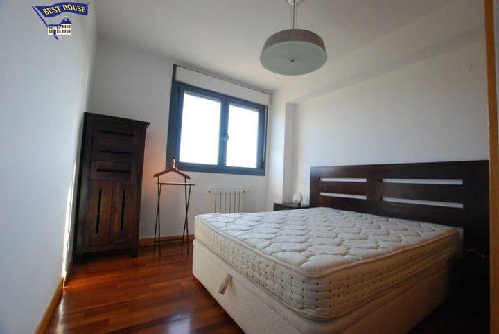 2 bedrooms apartment for rent in Santander, Spain - Image 10