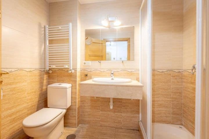 Apartment for sale in Corunna, Spain - Image 11