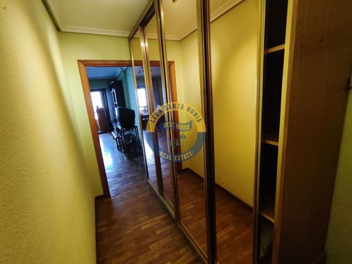 1 bedroom apartment for sale in Leon, Spain - Image 7