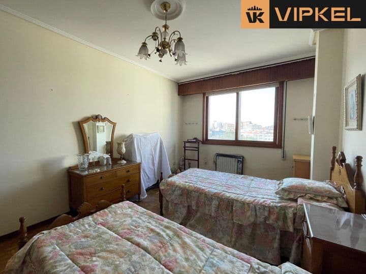 3 bedrooms apartment for sale in Corunna, Spain - Image 2