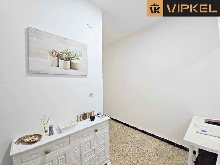 4 bedrooms apartment for sale in Santiago de Compostela, Spain - Image 9