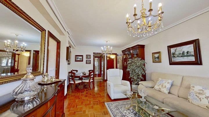 4 bedrooms apartment for sale in Pamplona, Spain - Image 3