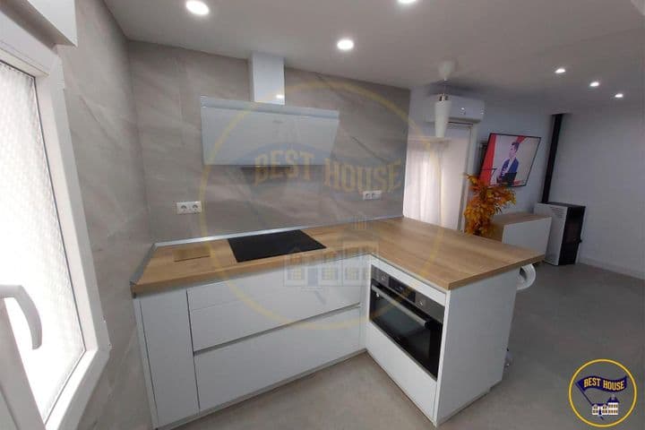 2 bedrooms apartment for rent in Cuenca, Spain - Image 8