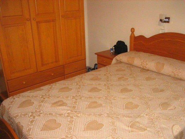 3 bedrooms apartment for rent in Ponferrada, Spain - Image 8