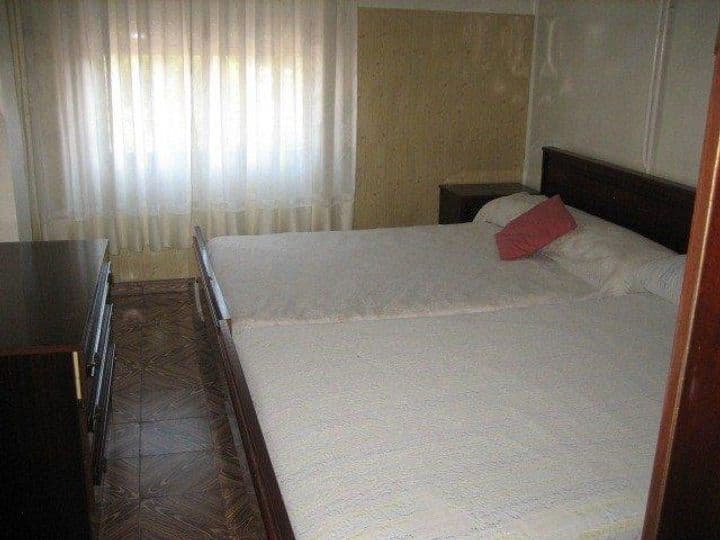 3 bedrooms apartment for rent in Ponferrada, Spain - Image 5