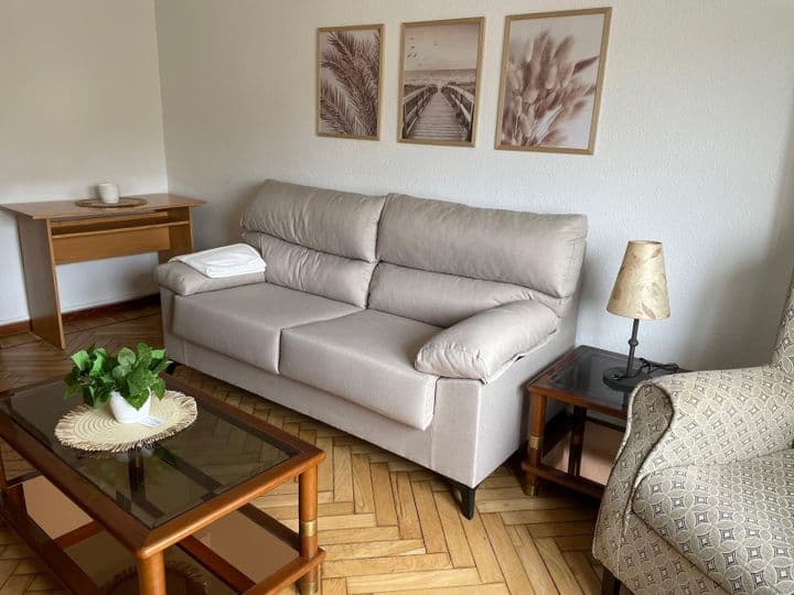 3 bedrooms apartment for rent in Santander, Spain - Image 4