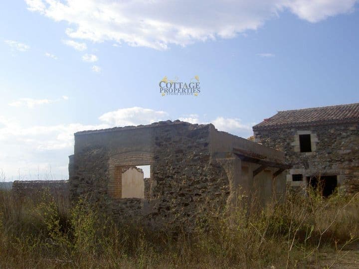 House for sale in Alto Ampurdan, Spain - Image 3