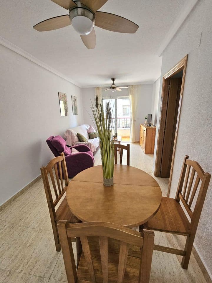 2 bedrooms apartment for rent in Zona Pueblo, Spain - Image 2