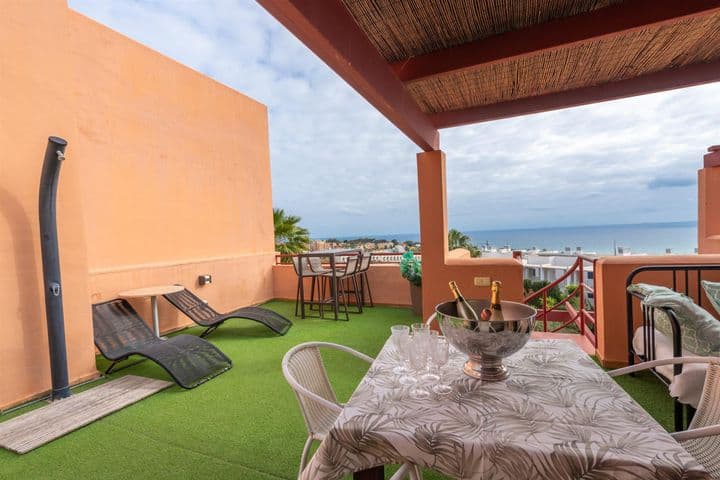 2 bedrooms apartment for sale in Estepona, Spain - Image 2