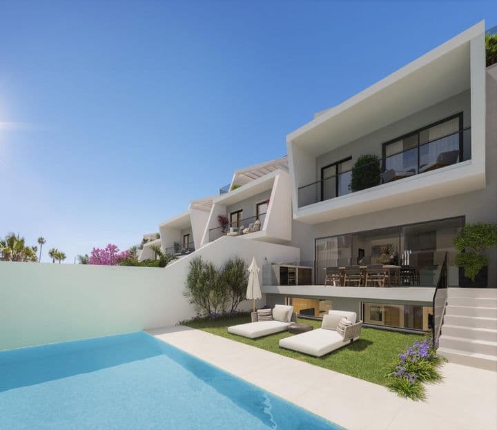 3 bedrooms house for sale in Estepona, Spain - Image 2