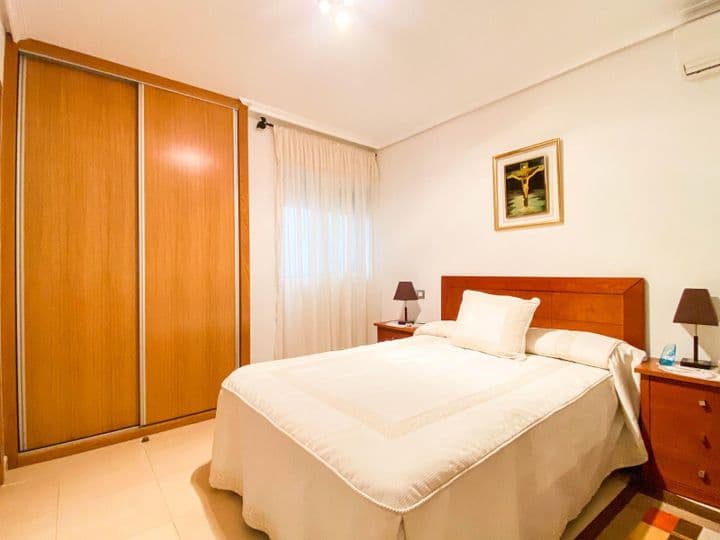 2 bedrooms apartment for rent in El Molino, Spain - Image 9