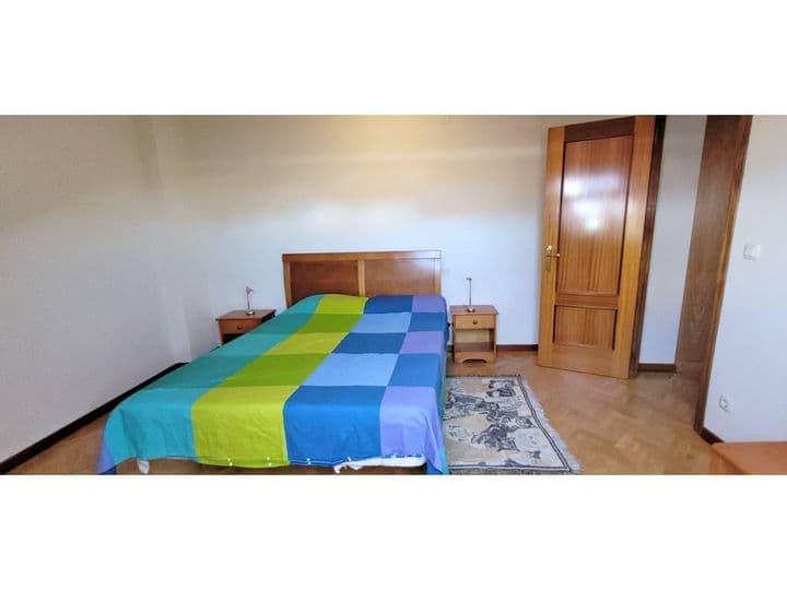 2 bedrooms apartment for rent in Palencia, Spain - Image 10