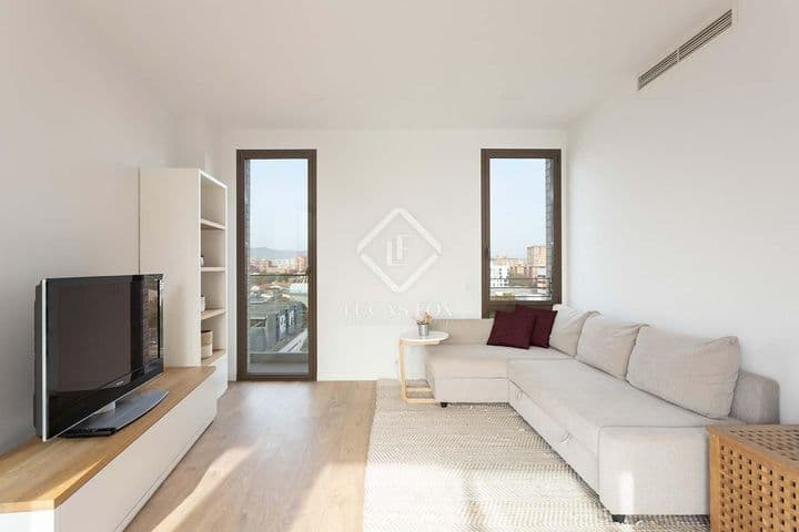 3 bedrooms apartment for rent in Barcelona, Spain - Image 10