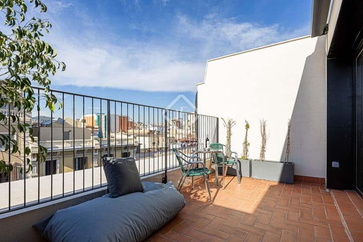 1 bedroom apartment for rent in Barcelona, Spain - Image 9