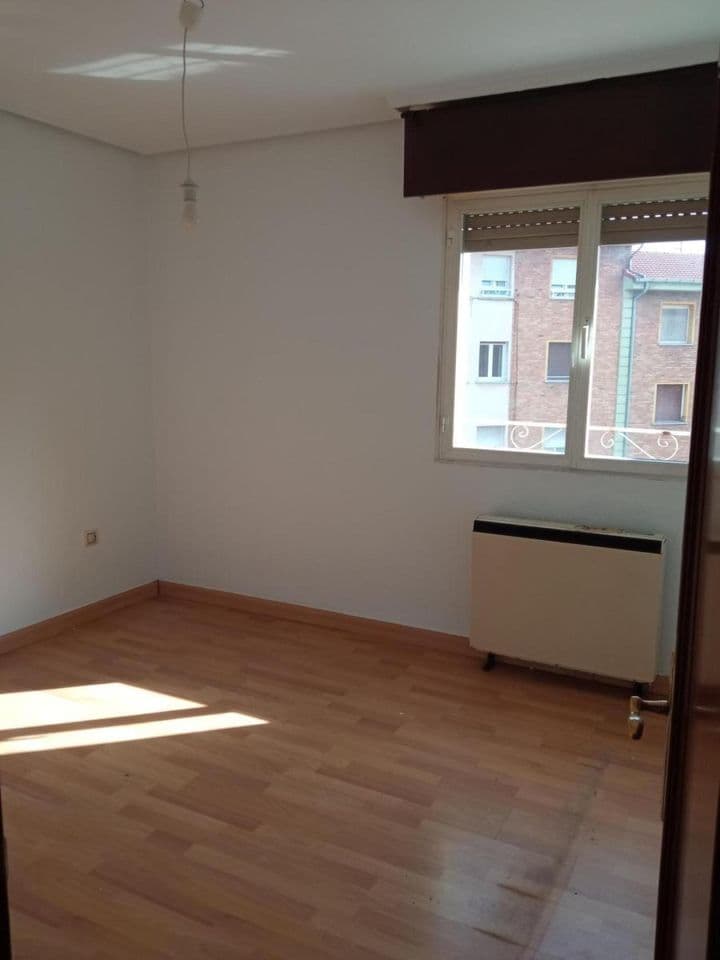 2 bedrooms apartment for sale in Oviedo, Spain - Image 6